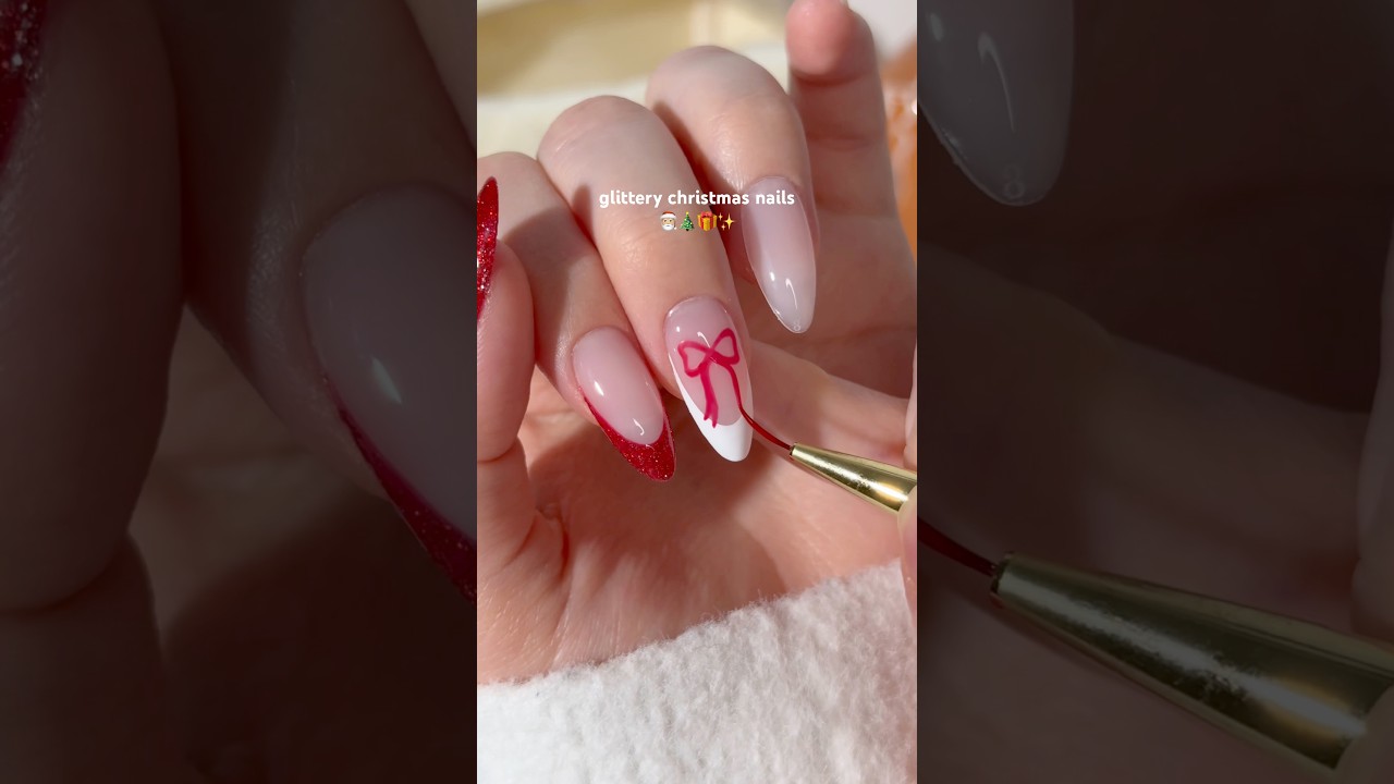 Christmas Nails 🎅🏼🎁 𝗣𝗿𝗼𝗱𝘂𝗰𝘁𝘀 𝗳𝗿𝗼𝗺 𝗴𝗲𝗹𝗶𝗽𝗼𝘁𝗶𝗼𝗻.𝗰𝗼𝗺 ✨ #nailart #naildesign