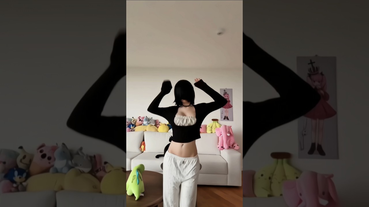 Hii wanna dance with me